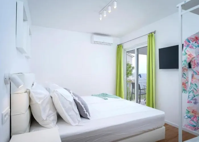 Blue Lagoon House
